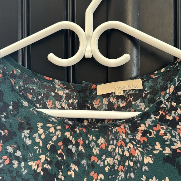 Monk & Lou blouse size xs - Picture 2 of 4
